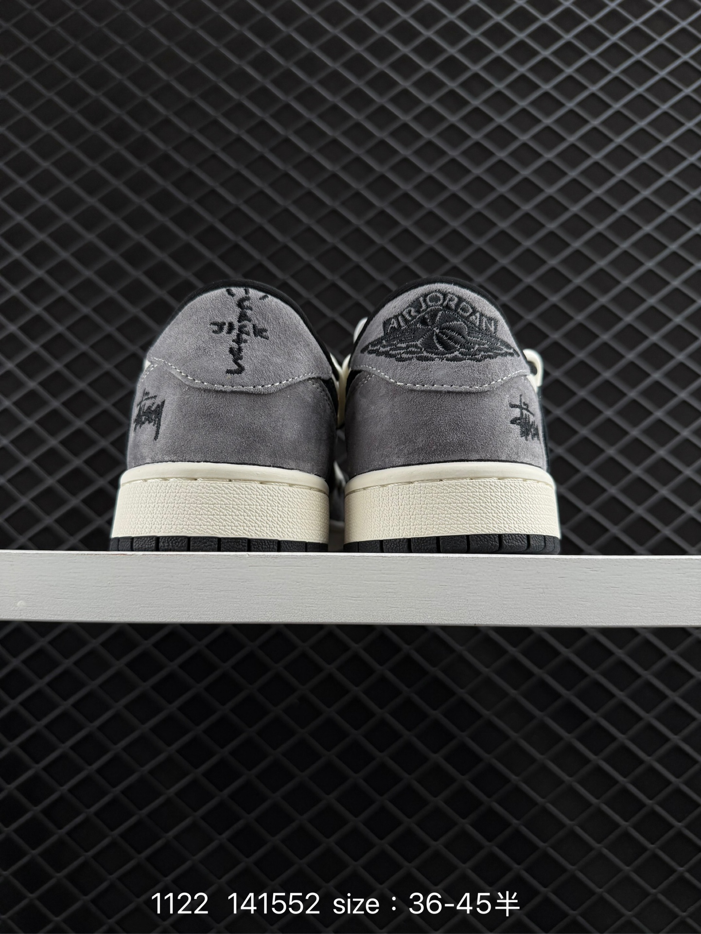 Travis Scott x Air Jordan 1 ” Reverse Mocha “